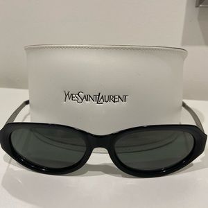 YSL black plastic/ metal super elegant sunglasses